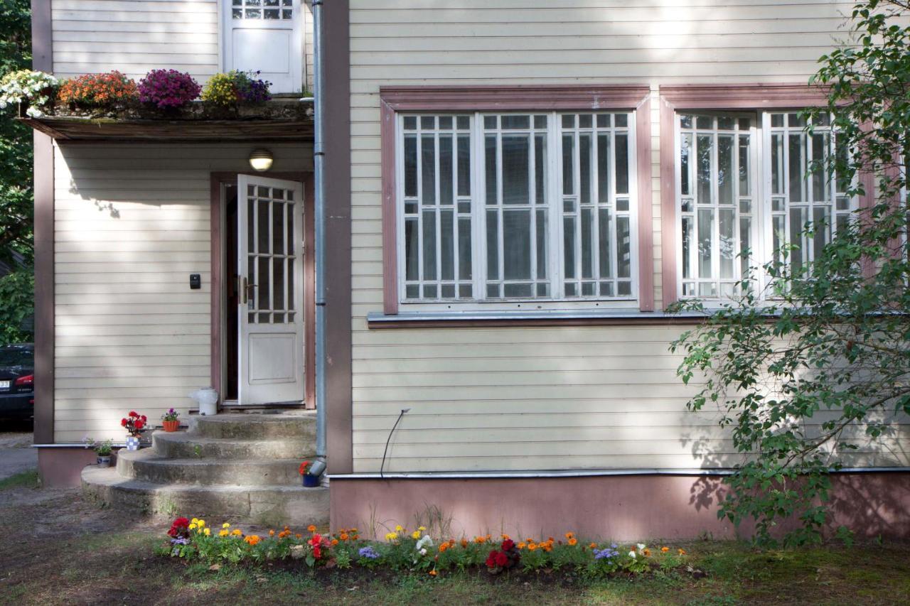 Sun Shine Apartments Jūrkalne Exterior foto